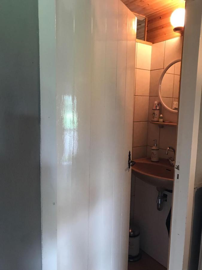 B&B Charming Farmhouse Prinsenbeek Экстерьер фото