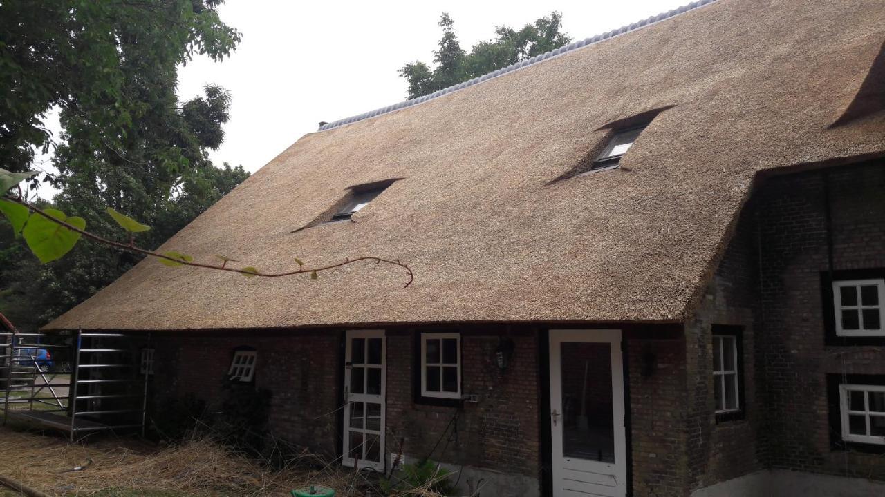 B&B Charming Farmhouse Prinsenbeek Экстерьер фото